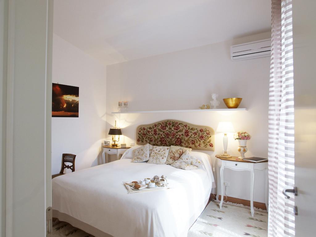 Villa Cassuto Maison De Charme アンティニャーノ 部屋 写真